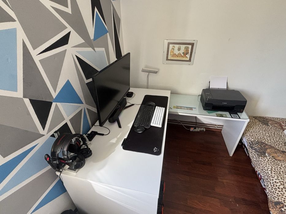 Vând birou pe colt “Casa Rusu” alb, dreapta/stanga, 140/140