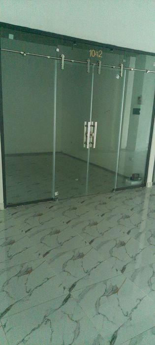 Ургенч шахри марказида докон сотилади