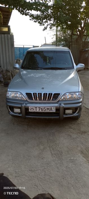 Иномарка СангЁнг МУССО