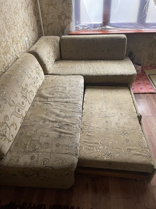 Диван красивый очень уютный удобный