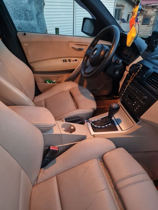 BMW × 3 .3.000куб.