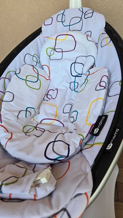 Електрическа бебешка люлка 4MOMS MamaRoo 4.0, Многоцветна