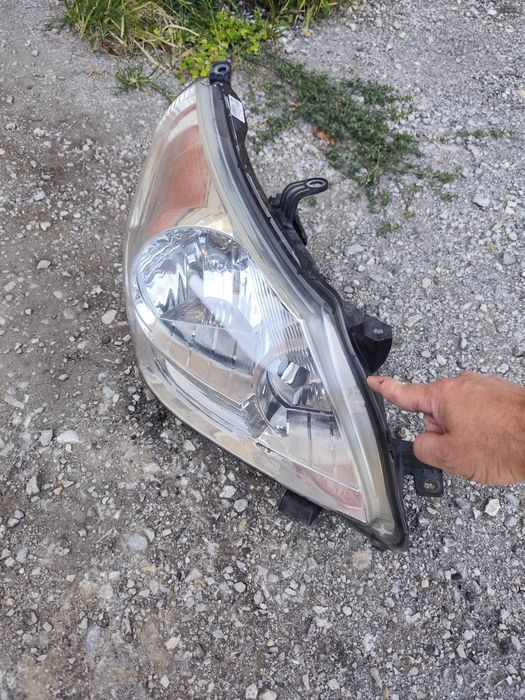 Фарове за  Тойота Версо 2009-2013