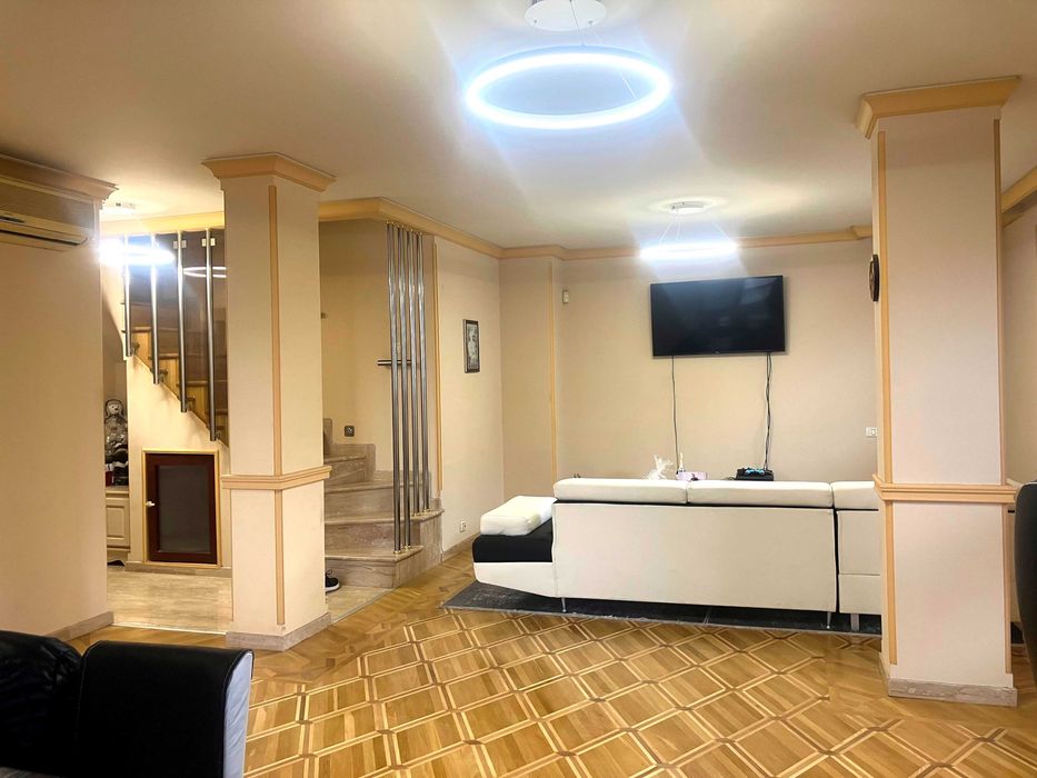 Продава се Мезонет в Пловдив, Съдийски - 198 кв.м за 1410 €/кв.м - Снимка #12