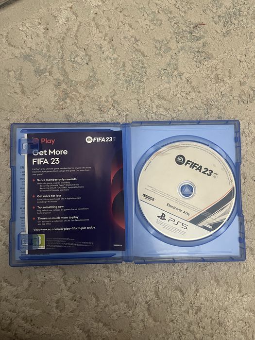 FIFA 23 продается диск