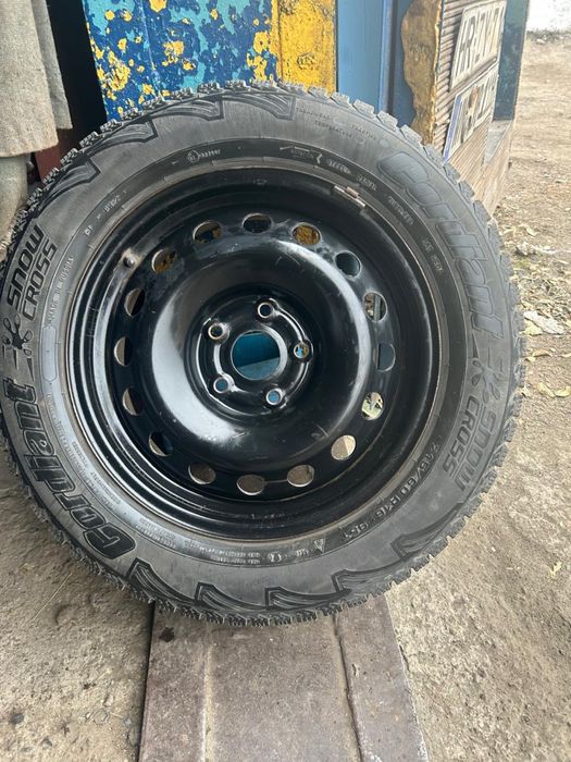 Продам зимние шины с дисками R16