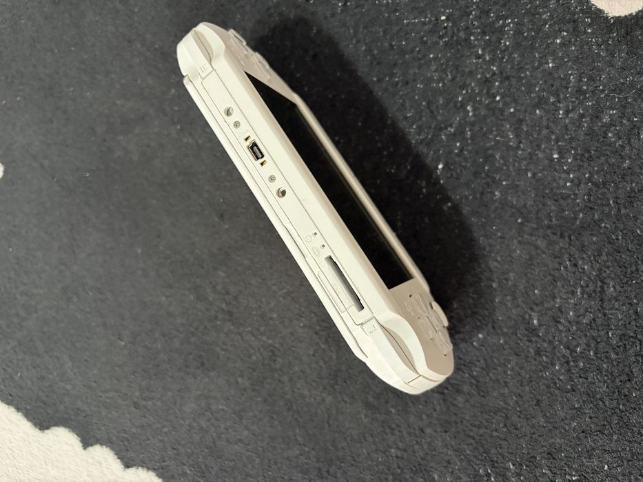 Sony PSP Street E1004 – Consolă portabilă PlayStation