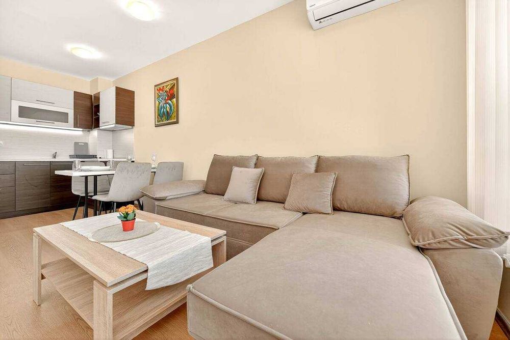 Продава се Двустаен апартамент в Варна, Бриз - 57 кв.м за 1536 €/кв.м - Снимка #3