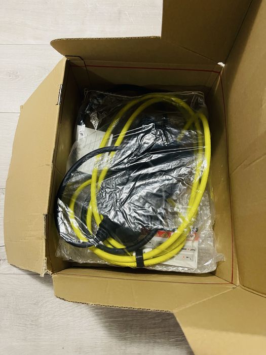 Оригинално зарядно за BMW електрически автомобил