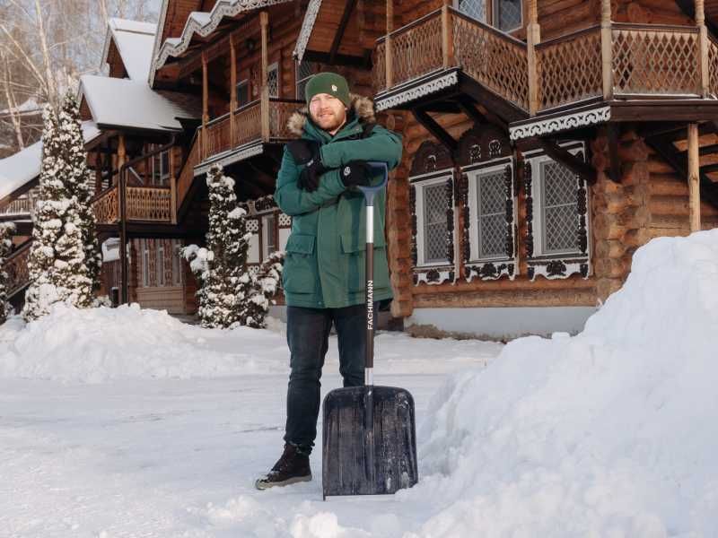 Лопата для уборки снега Страна производства: Россия