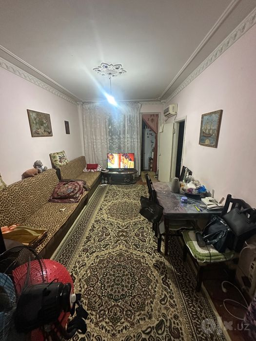 Продаётся Квартира 2/3/4 Массив Феруза