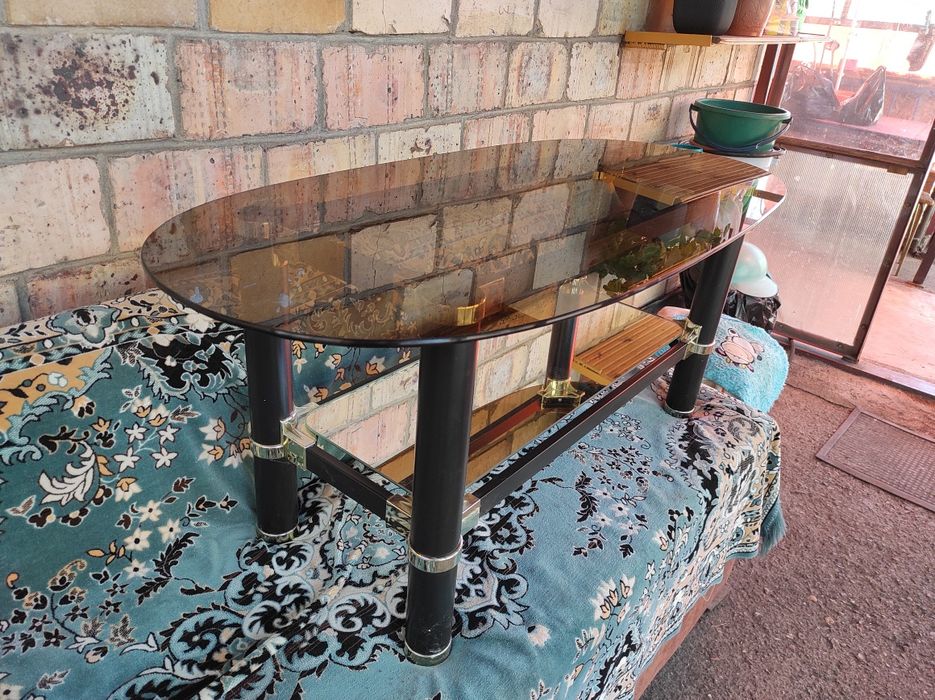 Журнальный столик