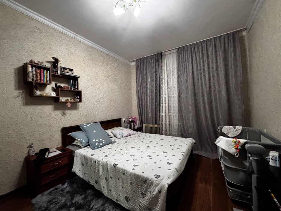 Продаётся своя 3-х комнатная квартира