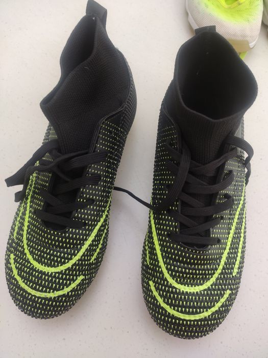 Бутсы футбольные 36 рамер