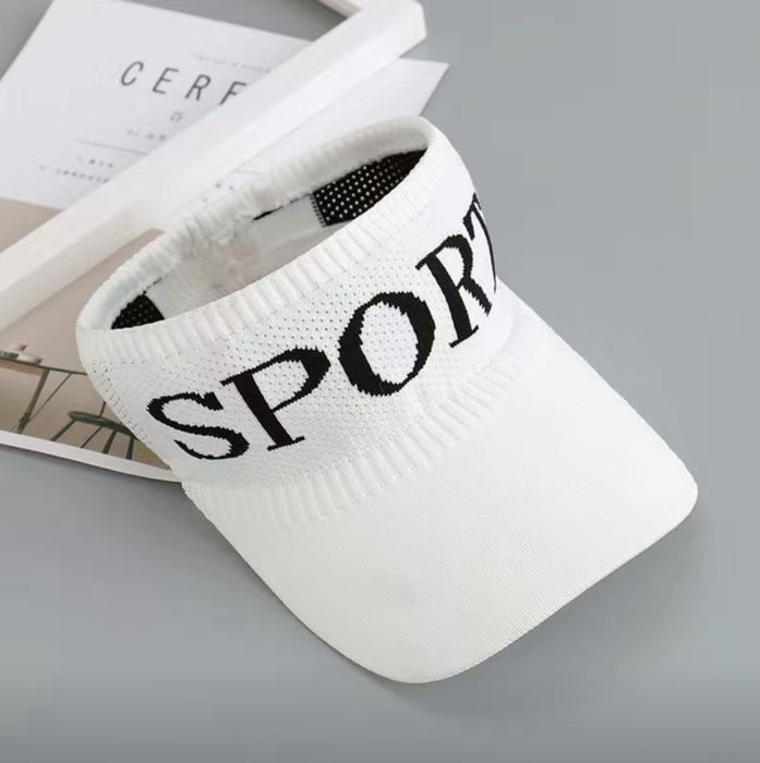 Спортивные кепки