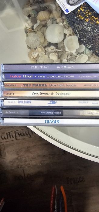 Музикални дискове от €2 до €3 (по азбучен ред P-R-T-U-W-Y-Z)