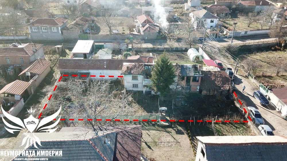 Продавам стара къща 165РЗП с хубав двор 610кв. в с.Тополово