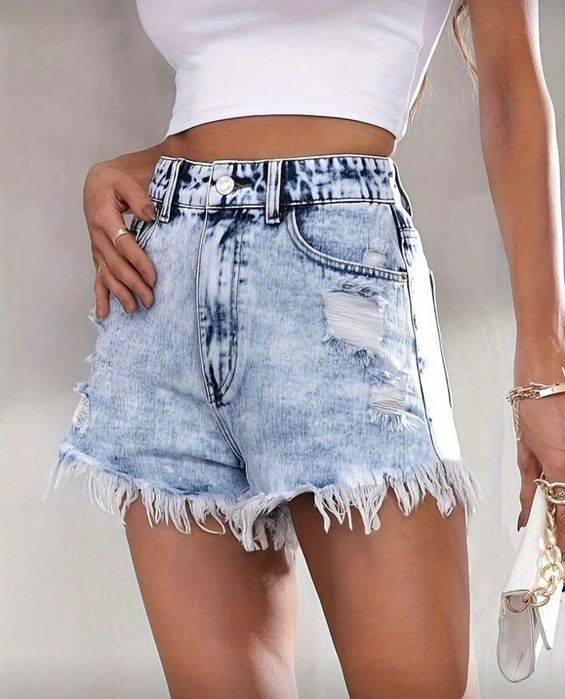 Дамски модерни сини дънки