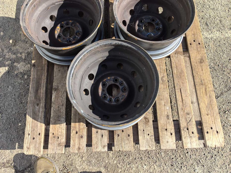 15 цола 5 х 118 мм Пежо / Ситроен / Фиат / Ивеко / Опел - 6 Инча/ЕТ 68