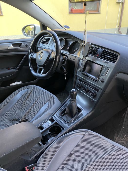 Volkswagen Golf 1.6 tdi 2015