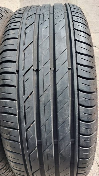 Летни гуми 215/55/17 Bridgestone Turanza T001 4 броя