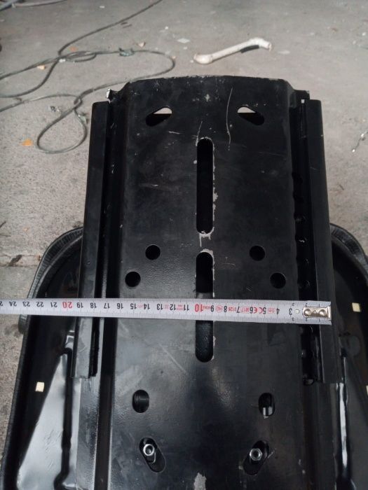 Scaun tractor u650 u445 reglaj greutate si reglaj fata spate noi 4XYT
