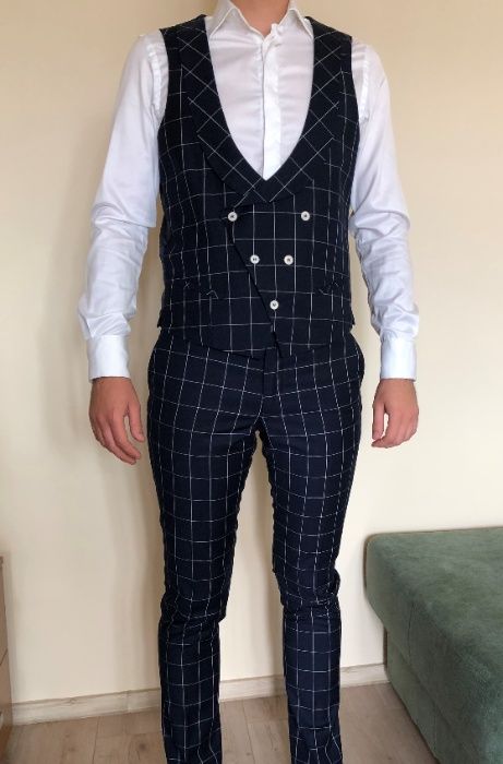 Costum barbati nou (cu eticheta), Slim-Fit, 3 piese - Sientierri