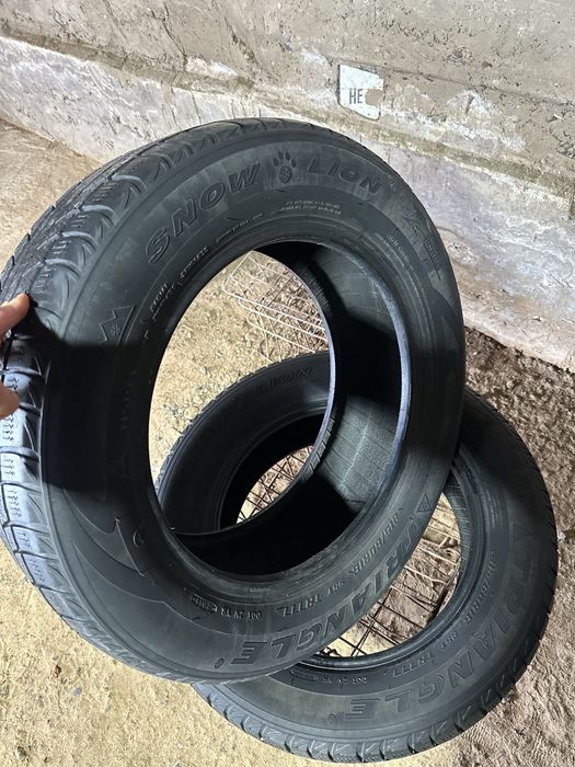 Шины  215 60 R16