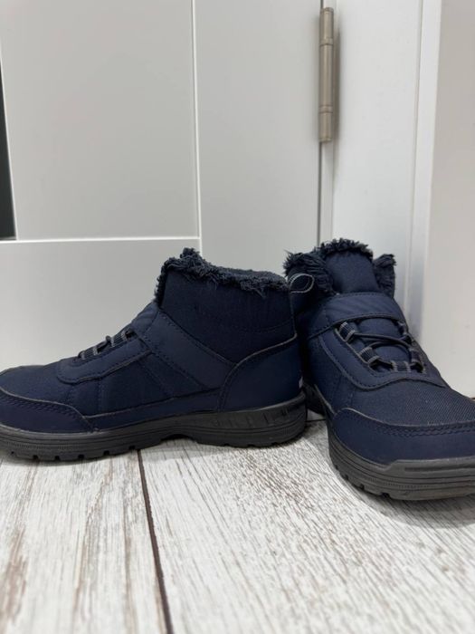 Продам детские ботинки Decathlon