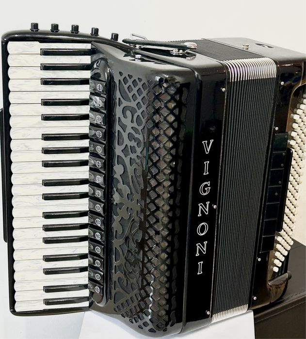 Аккордеон Vignoni