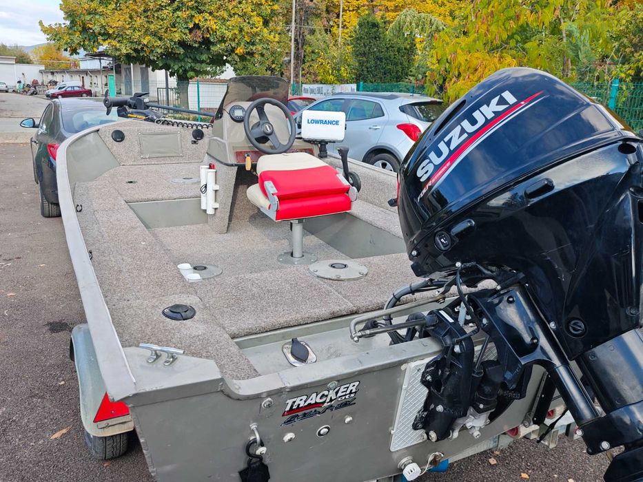 Tracker Boat Super Guide V 14 - Алуминиева Американска Лодка