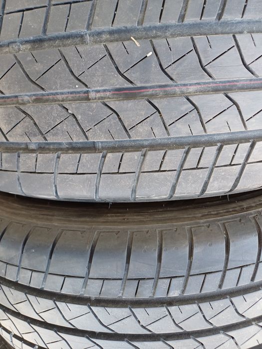 Гуми 215/65/16С  Бриджстоун