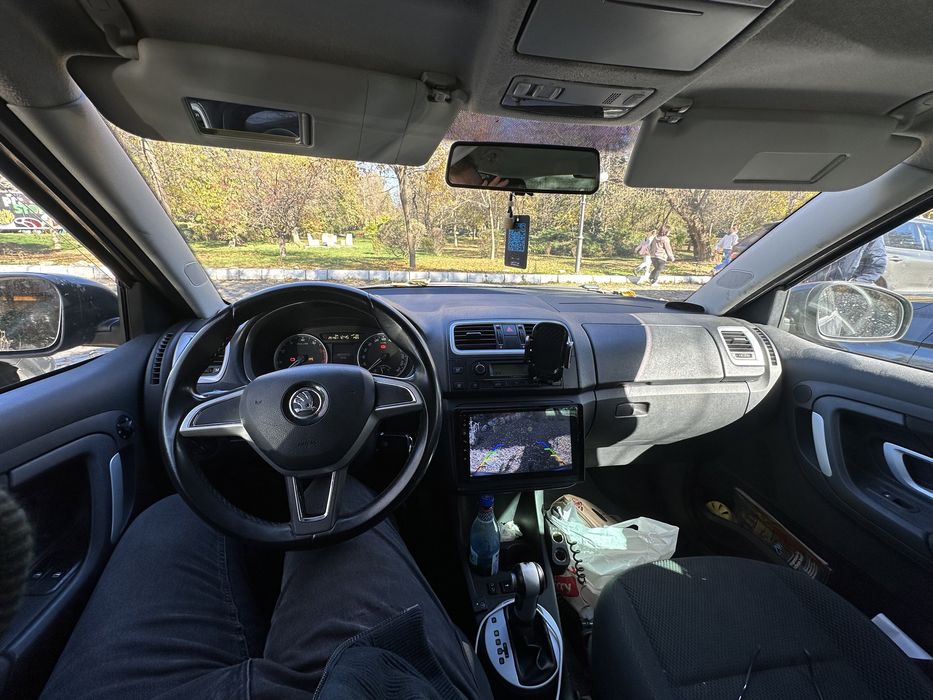 Vand fabia 1.6 mpi dsg automata sau schimb cu fabia 2018+ benzina gpl