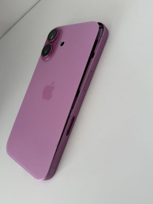 Rama si spate iphone 16