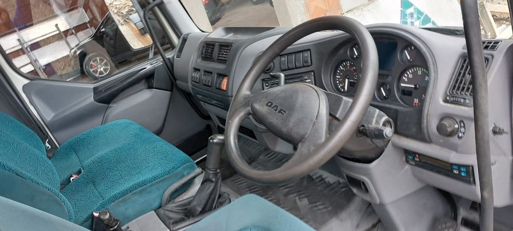 Daf 7.5 tone Cutie Manuala Sasiul gol Volan pe dreapta Anglia