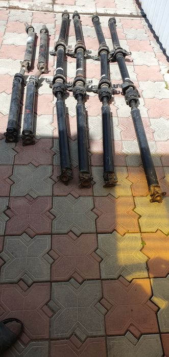 Карданный вал на лексус Rx 330,350.