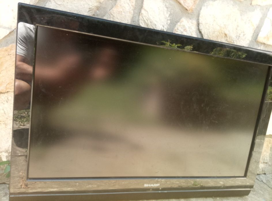 Телевизор Sharp LCD