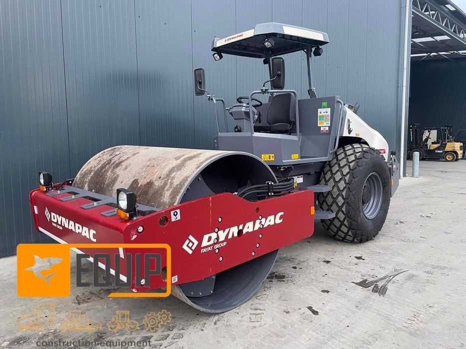 Грунтовый каток Dynapac CA305D
