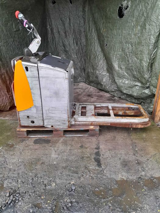 Transpalet Electric Still