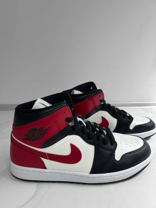 Adidasi Nike Air Jordan 1 Mid Negru-Rosu-Alb 44.5 ORIGINAL