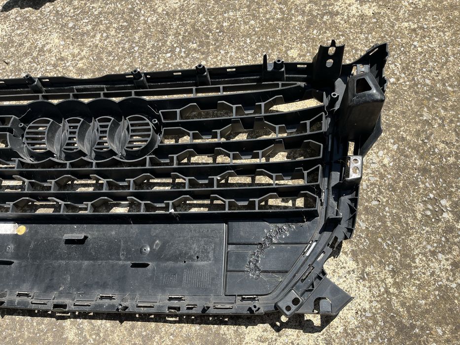 Решетка за Audi Q2 S line