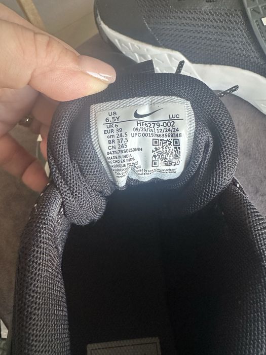 Nike високи обувки