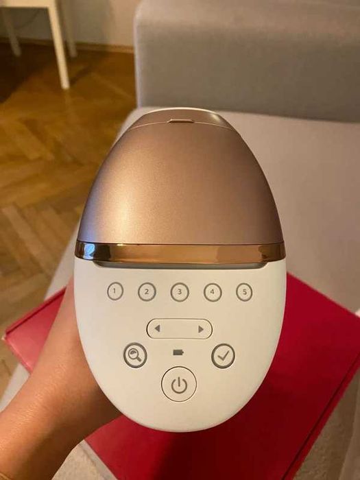 Philips Lumea IPL 9900 BRI973/00 – folosit 2x, accesorii complete, factura
