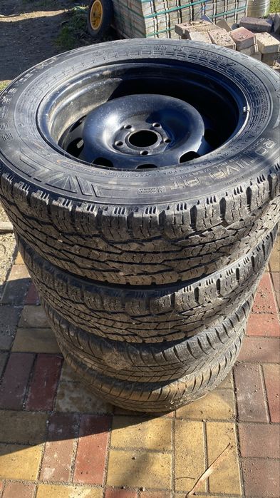 Roti iarna complete Dacia Duster , R16 , ET 10