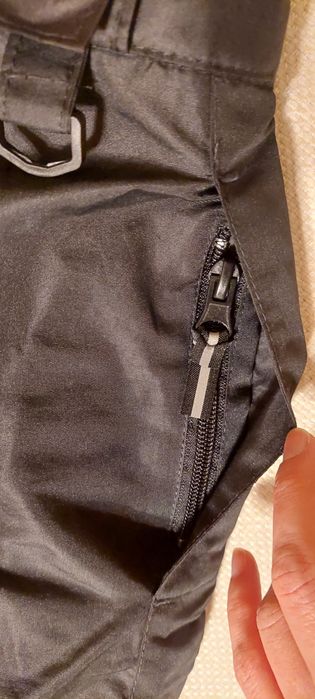 LC Waikiki нов с етикет ски панталон, гащеризон, грейка 122-128 см