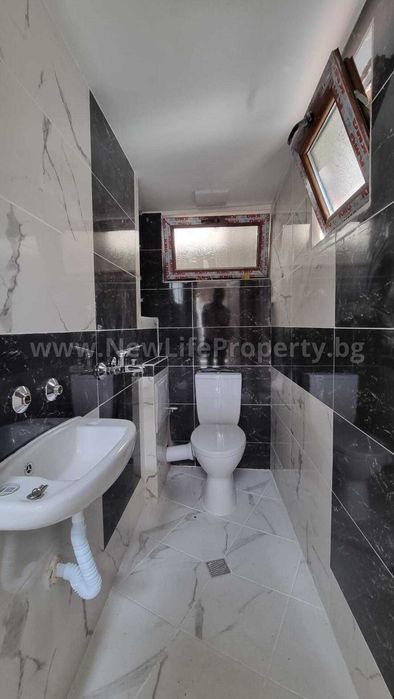 Продава се Многостаен апартамент в Бургас, Център - 100 кв.м за 1260 €/кв.м - Снимка #21