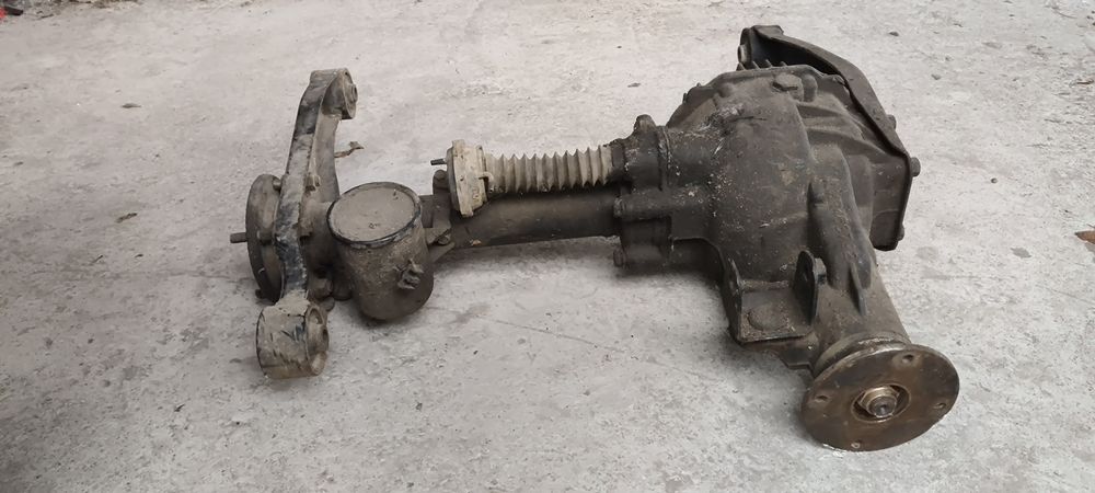 Мицубиши Паджеро 3.2 DID на части