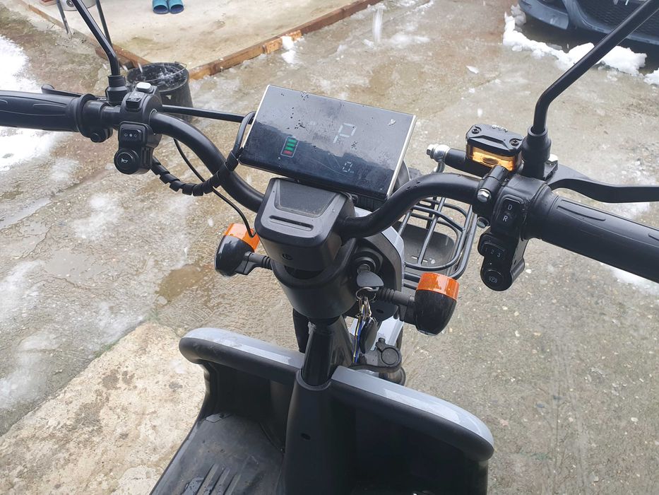 Tricicluelectric,nou nefolosit 2 locuri