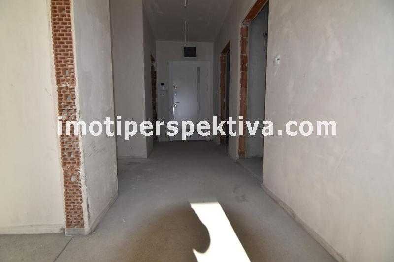 Продава се Многостаен апартамент в Пловдив, Христо Смирненски - 117 кв.м за 1753 €/кв.м - Снимка #8