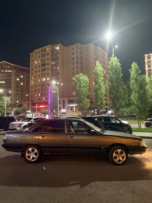 Продам ауди 100 с3 2.0